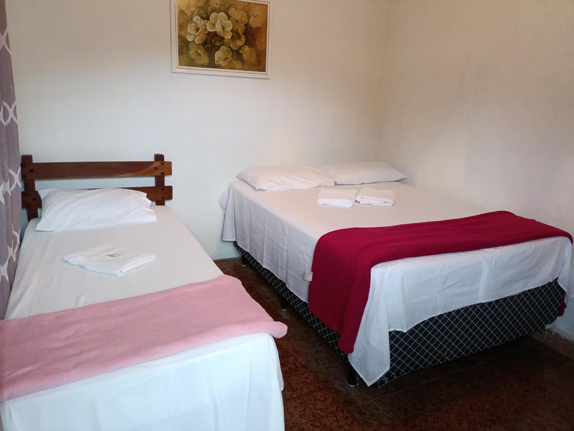 Dormitorios Rosario Pirenopolis Room photo